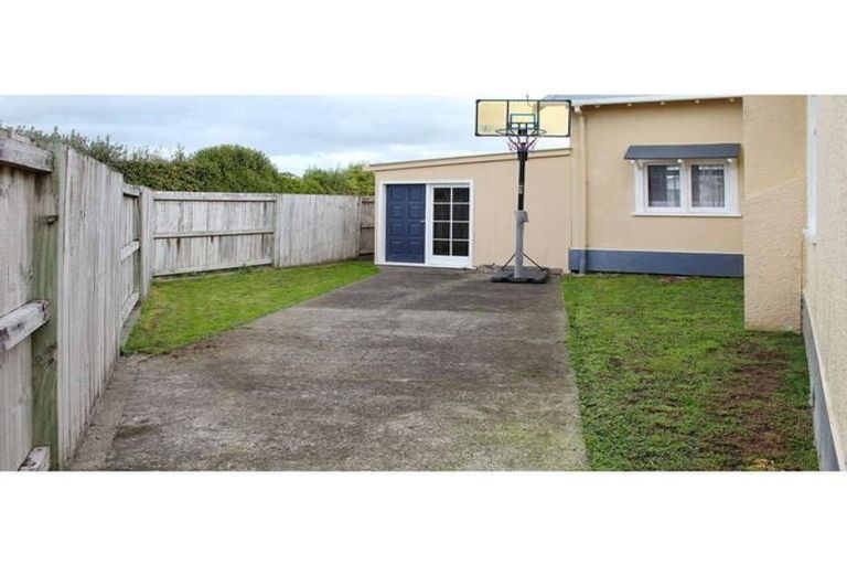 Photo of property in 47 Fitzroy Street, Terrace End, Palmerston North, 4410