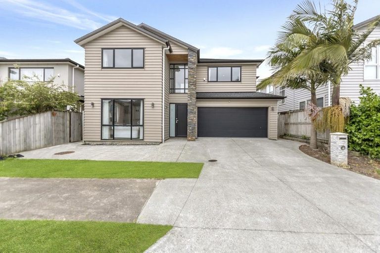Photo of property in 30 Rosewell Crescent, Flat Bush, Auckland, 2019