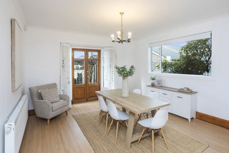 Photo of property in 31 Kotare Street, Fendalton, Christchurch, 8041