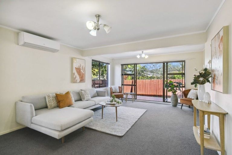 Photo of property in 2/29a Parkvale Road, Karori, Wellington, 6012