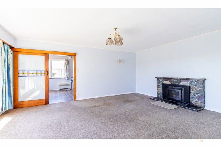 Photo of property in 6 Durham Street, Waimate, 7924