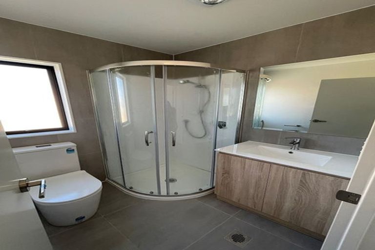 Photo of property in 5/36 Westgate Drive, Westgate, Auckland, 0614