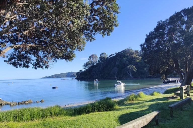 Photo of property in 2875 Long Bay Road, Wyuna Bay, Coromandel, 3581