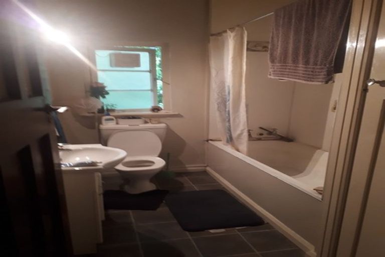 Photo of property in 1/35 Tennyson Street, Dunedin Central, Dunedin, 9016