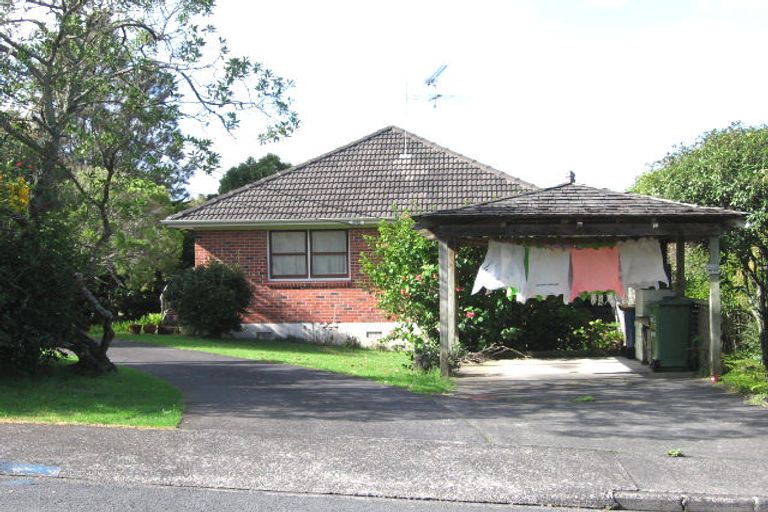 Photo of property in 1/65 Jaemont Avenue, Te Atatu South, Auckland, 0610