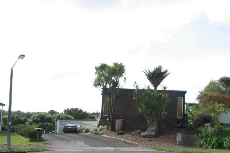 Photo of property in 20 Miramar Place, Pakuranga, Auckland, 2010