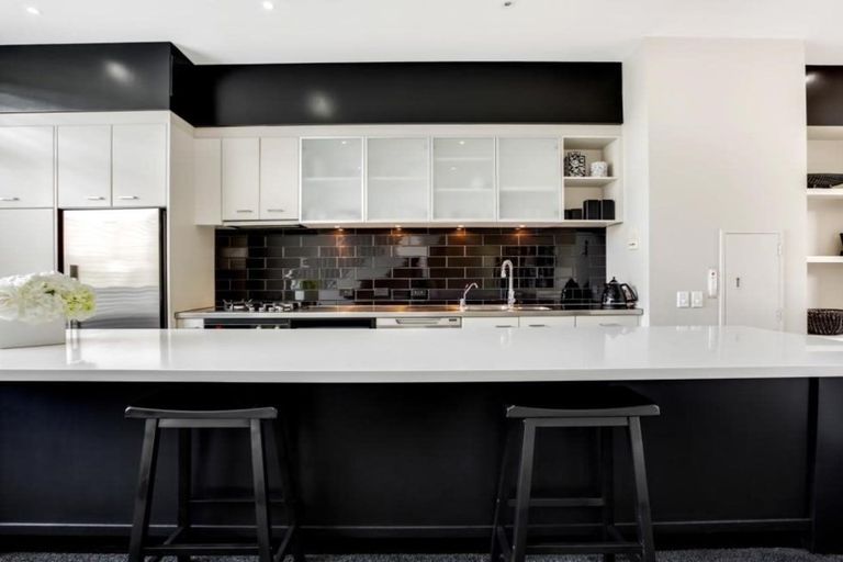 Photo of property in 12b Domain Drive, Parnell, Auckland, 1052