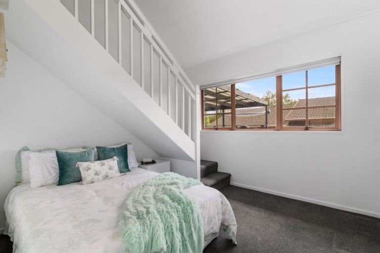 Photo of property in 10 Waitawa Place, Lynmore, Rotorua, 3010