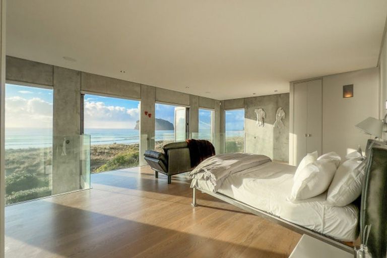 Photo of property in 220b Beverley Terrace, Whangamata, 3620