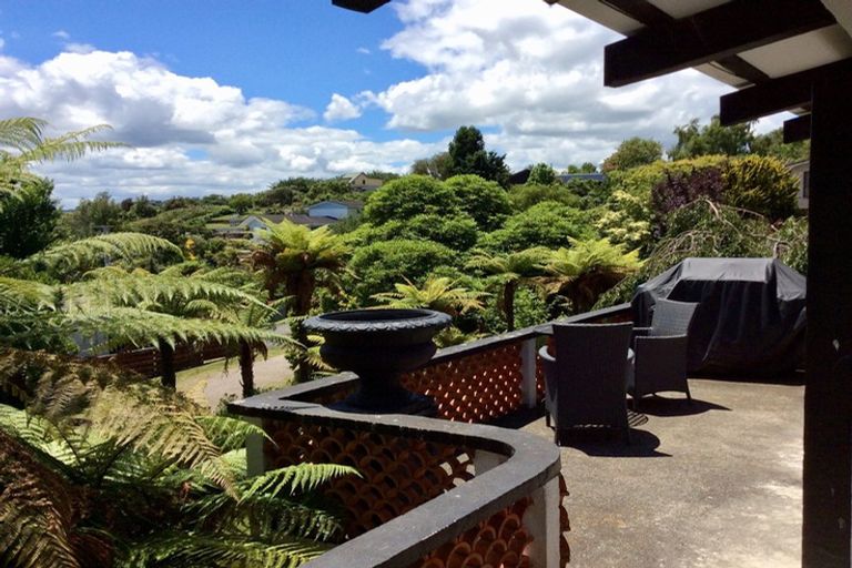 Photo of property in 35 Tremaine Avenue, Two Mile Bay, Taupo, 3330