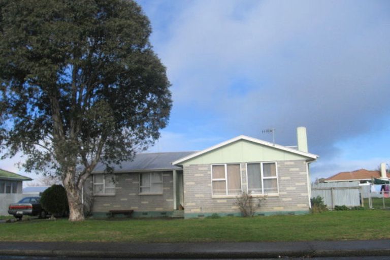 Photo of property in 25 Peterhead Avenue, Flaxmere, Hastings, 4120