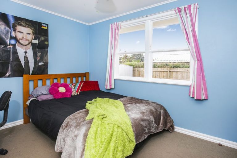 Photo of property in 29 Cobham Crescent, Kelston, Auckland, 0602