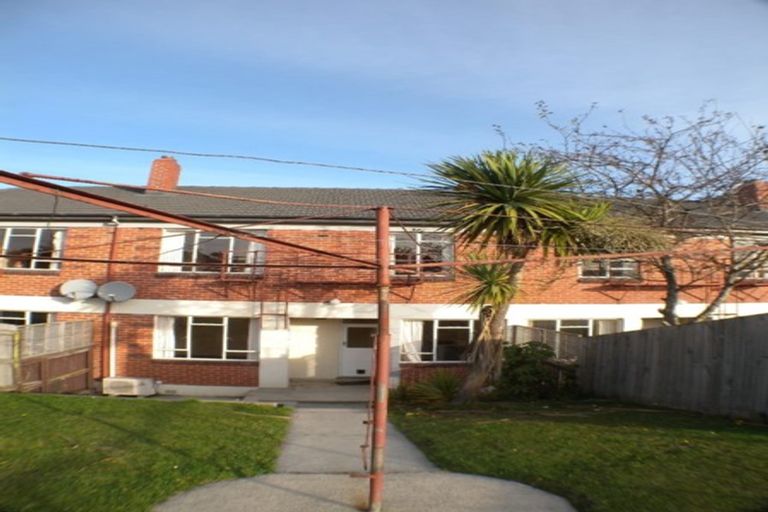 Photo of property in 2 Mornington Road, Balaclava, Dunedin, 9011