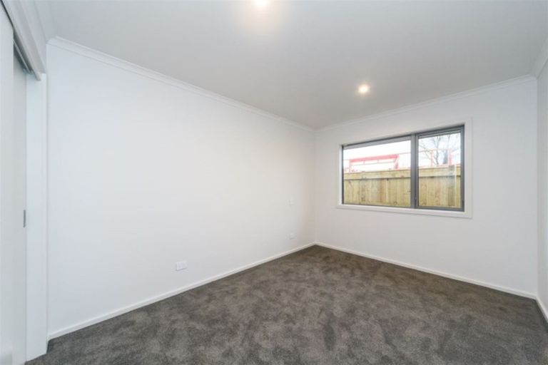 Photo of property in 48 Weston Avenue, Roslyn, Palmerston North, 4414