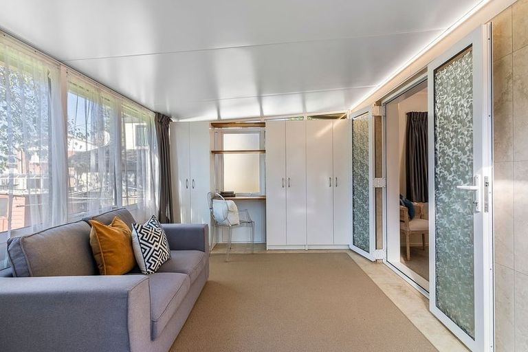 Photo of property in 4/112 Gossamer Drive, Pakuranga Heights, Auckland, 2010