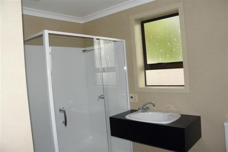 Photo of property in 6 Raymond Street, Bluff, 9814