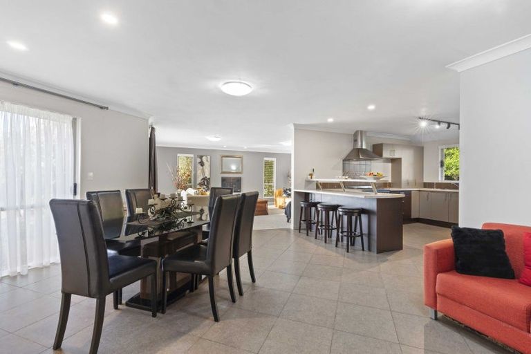 Photo of property in 21 Old Barn Road, Opaheke, Papakura, 2584