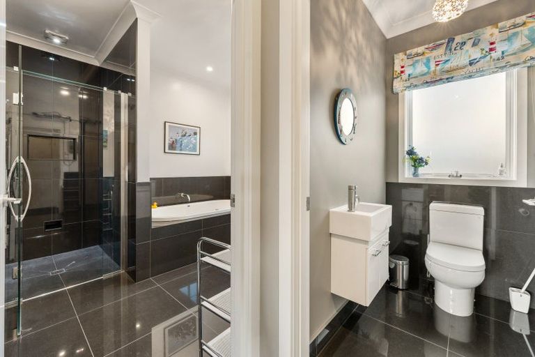 Photo of property in 41 Port Street West, Maewa, Feilding, 4702