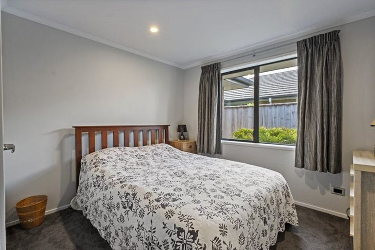 Photo of property in 9 Huetu Place, Bell Block, New Plymouth, 4312