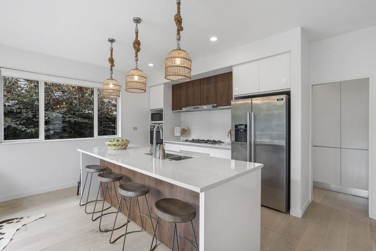 Photo of property in 12 Marae Road, Greenhithe, Auckland, 0632