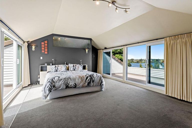 Photo of property in 204 Hurstmere Road, Takapuna, Auckland, 0622