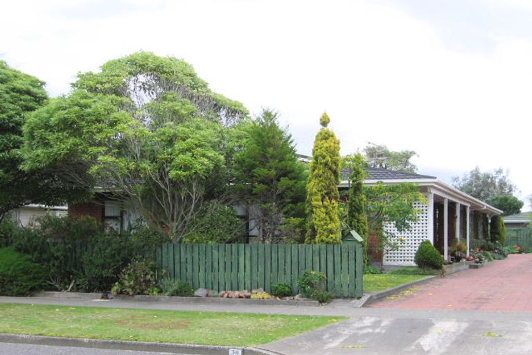 Photo of property in 36 Kapanui Road, Waikanae, 5036