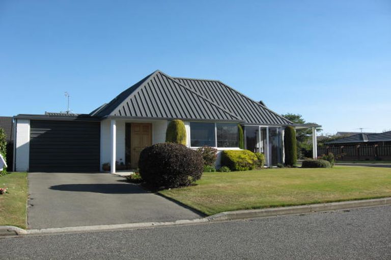 Photo of property in 4 Mountain View Place, Leeston, 7632