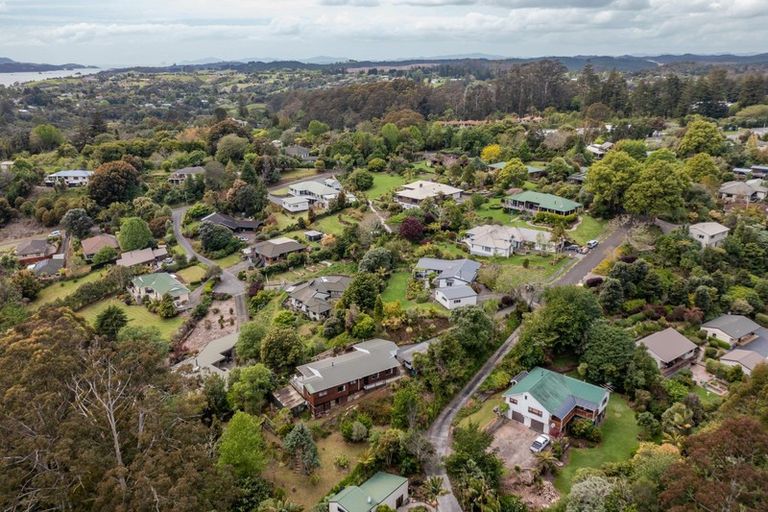 Photo of property in 12 Kerikeri Grove, Kerikeri, 0230