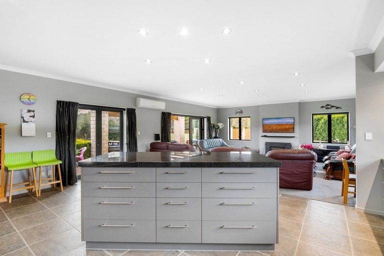 Photo of property in 8 Devine Drive, Rolleston, Christchurch, 7678