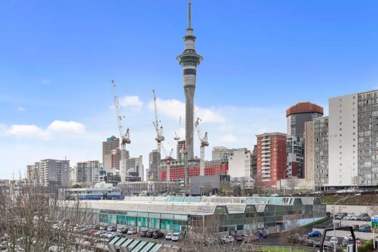 Photo of property in Cook Street Flats, 26a/88 Cook Street, Auckland Central, Auckland, 1010