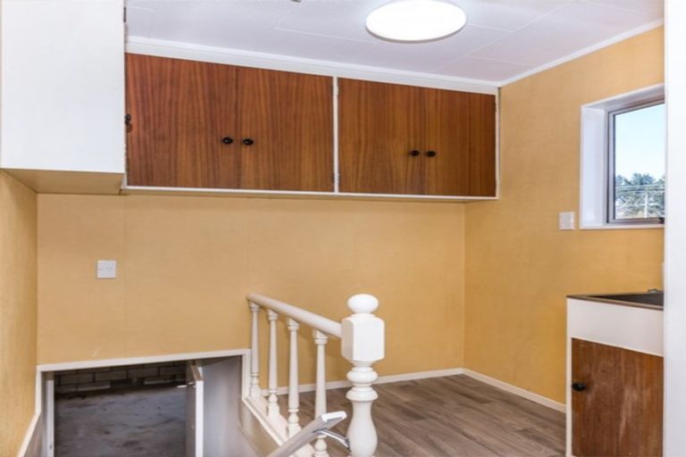 Photo of property in 14 Kempton Place, Richmond Heights, Taupo, 3330