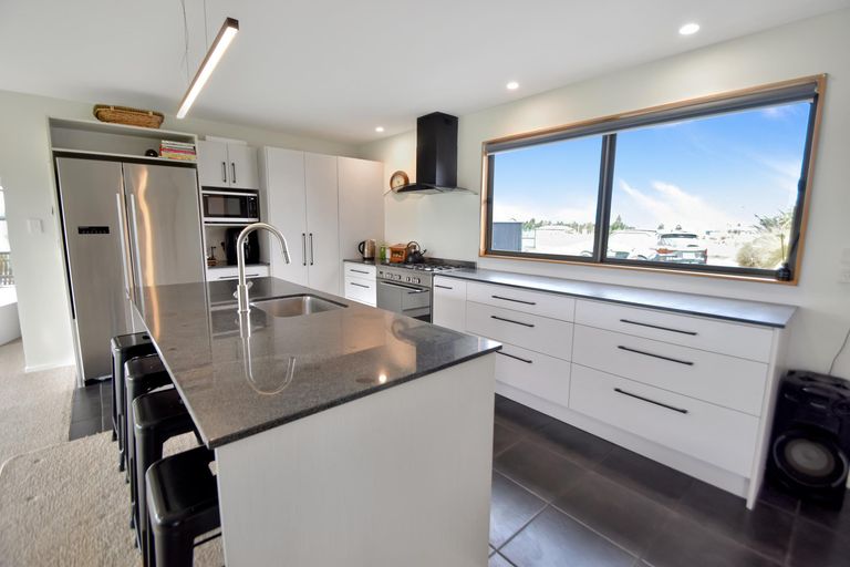 Photo of property in 36 Temple Drive, Twizel, 7901