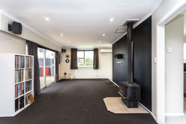 Photo of property in 21 Clydesdale Street, Woolston, Christchurch, 8062