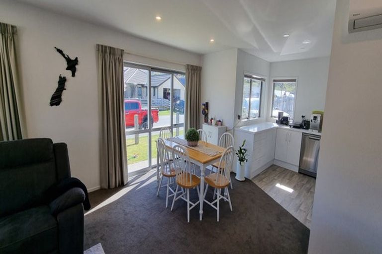 Photo of property in 17 Regent Street, Lower Shotover, Queenstown, 9304