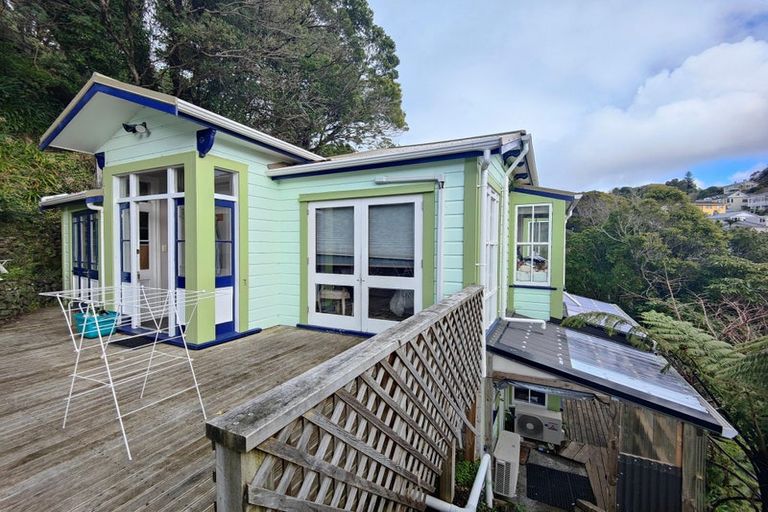 Photo of property in 154 Upland Road, Kelburn, Wellington, 6012