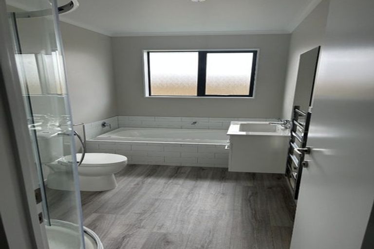 Photo of property in 41 Henshaw Street, Woodend, 7610