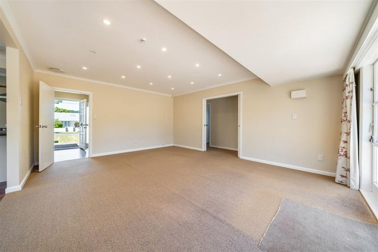 Photo of property in 2/48 Tennyson Street, Trentham, Upper Hutt, 5018