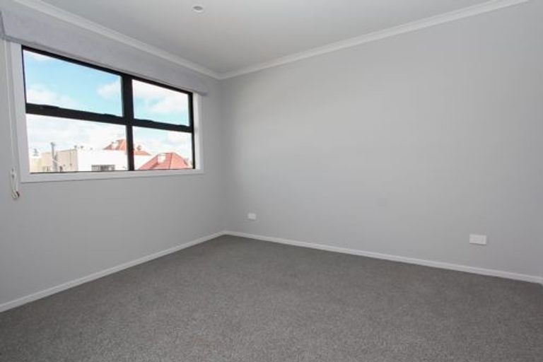 Photo of property in 4/3 Charlemont Street, Whitiora, Hamilton, 3200
