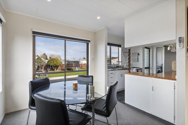 Photo of property in 23 Ferndale Place, Feilding, 4702