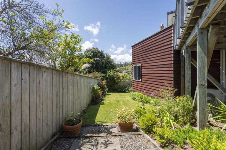 Photo of property in 27 Endeavour Drive, Whitby, Porirua, 5024