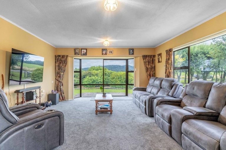 Photo of property in 35 Crowe Road, Springhills, Winton, 9781