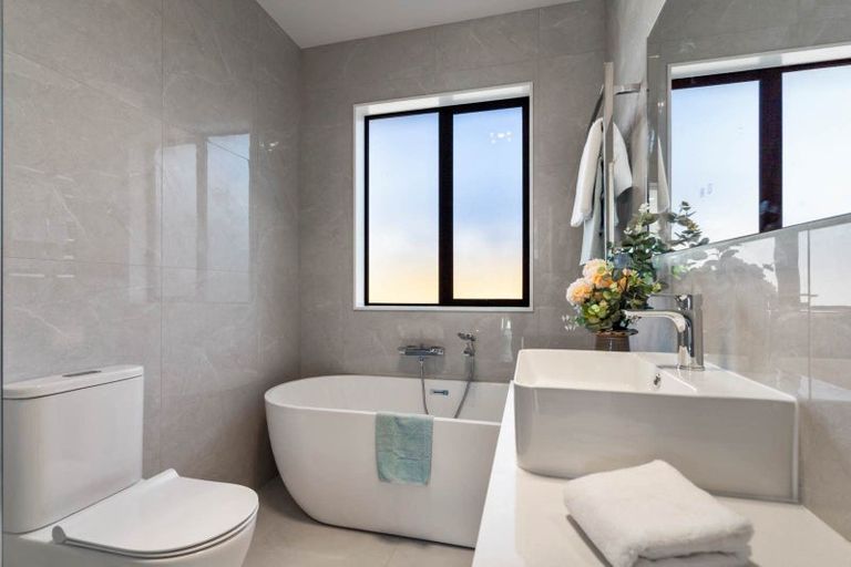 Photo of property in 5 Dolcetto Place, Pokeno, 2402