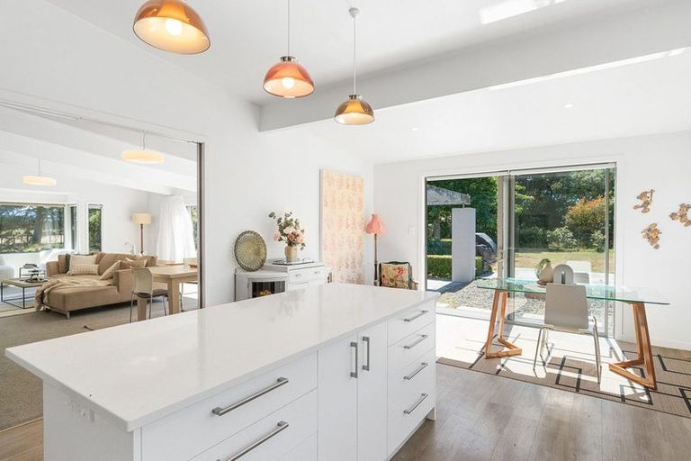 Photo of property in 1 Grey Street, Martinborough, 5711