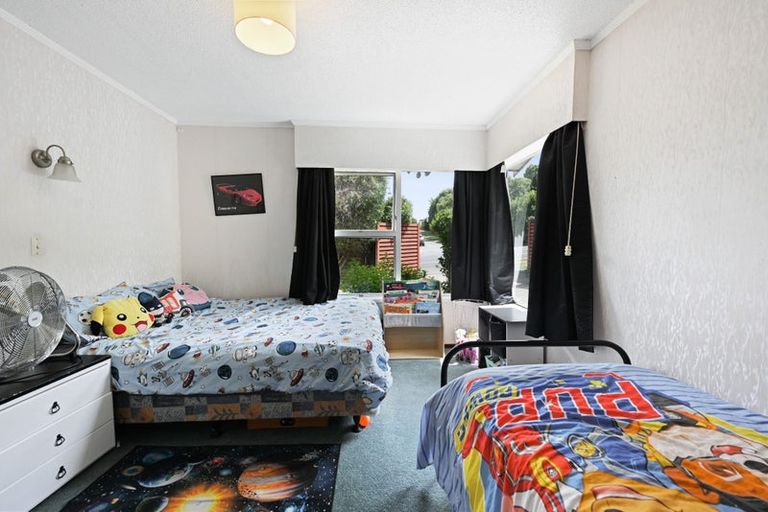 Photo of property in 8 Newcastle Road, Dinsdale, Hamilton, 3204