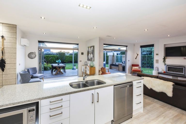 Photo of property in 101 Aston Drive, Waimairi Beach, Christchurch, 8083