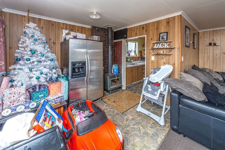 Photo of property in 39 Tongariro Street, Castlecliff, Whanganui, 4501