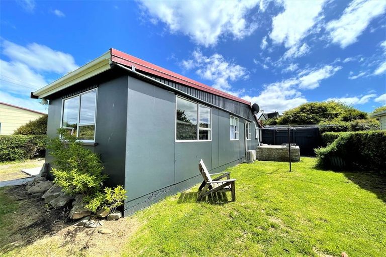 Photo of property in 11 Noble Street, Owaka, 9585