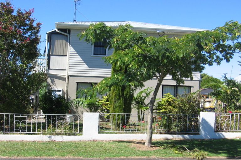 Photo of property in 7 Kiernan Place, Kelston, Auckland, 0602