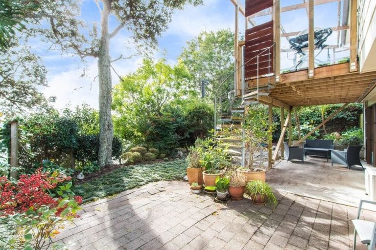 Photo of property in 3/41 Rangatira Road, Beach Haven, Auckland, 0626