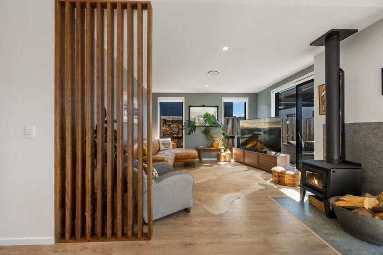 Photo of property in 24 Obelisk Street, Wanaka, 9305